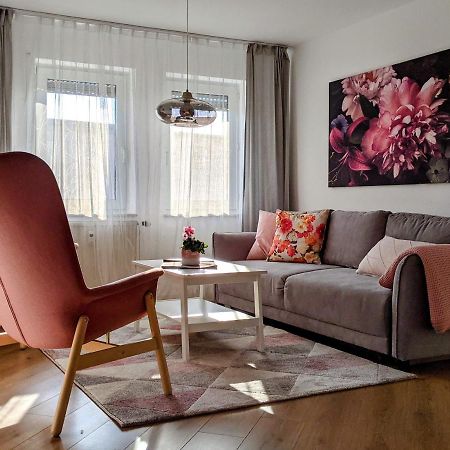 Cozy Apartment With Parking Garage Near Outlet Μέτσινγκεν Εξωτερικό φωτογραφία